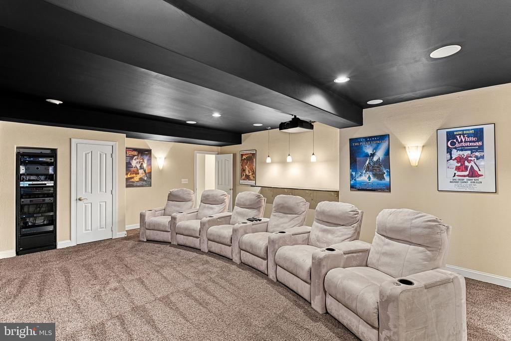 42618 TRAPPE ROCK COURT