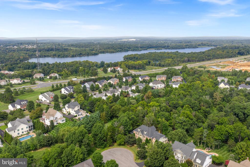 42618 TRAPPE ROCK COURT