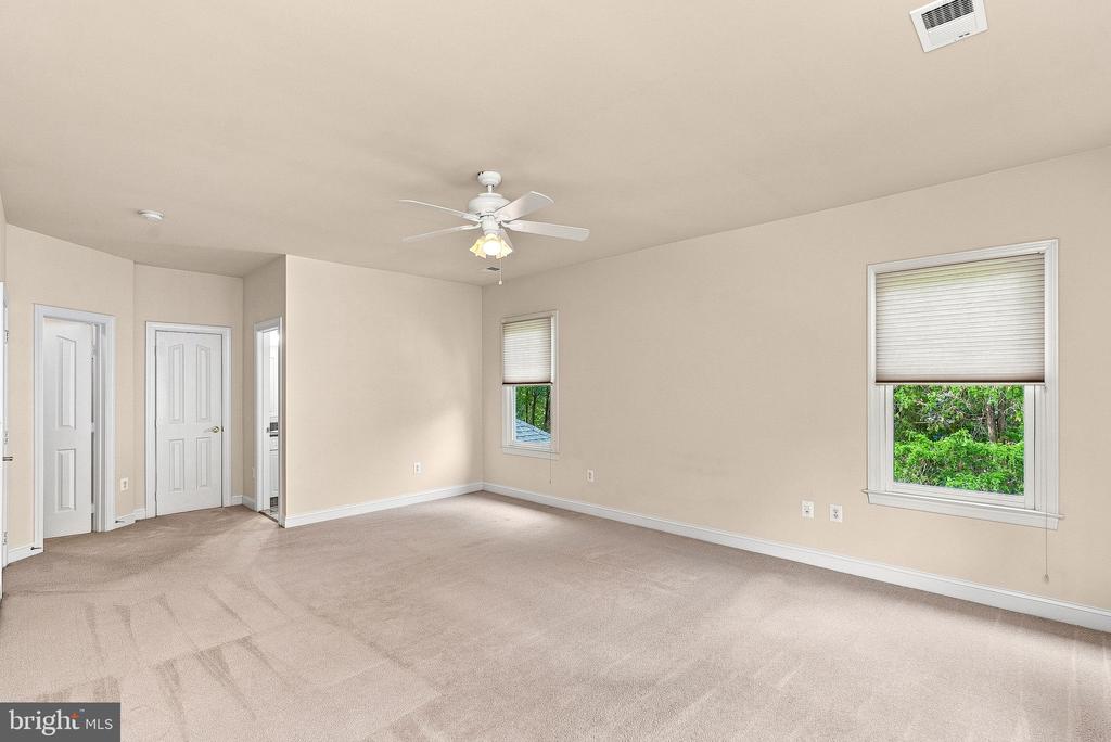 42618 TRAPPE ROCK COURT