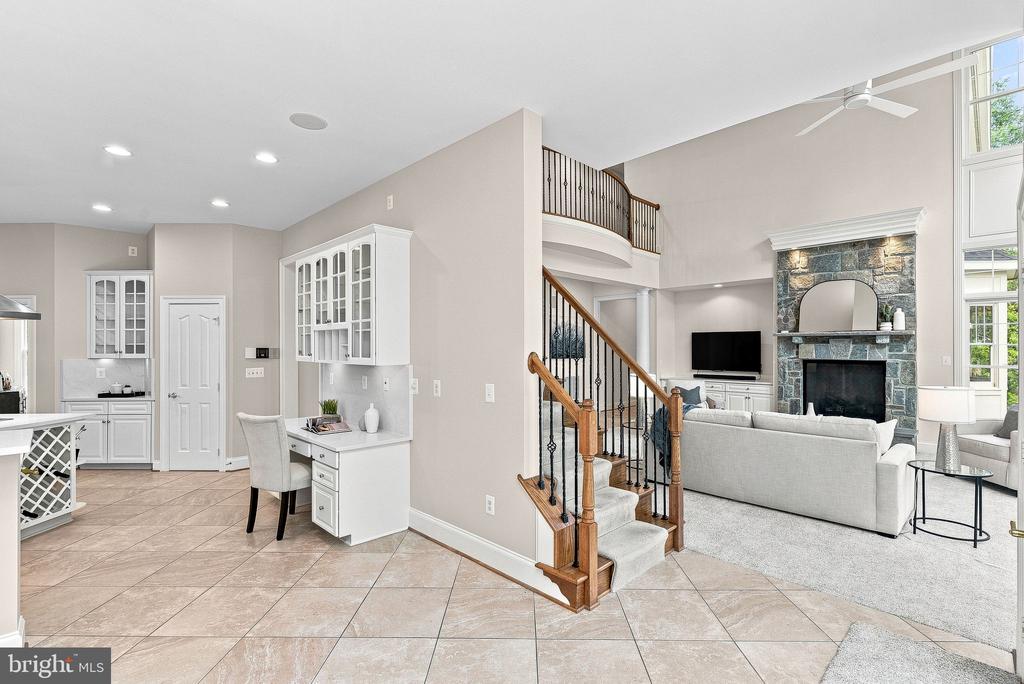 42618 TRAPPE ROCK COURT