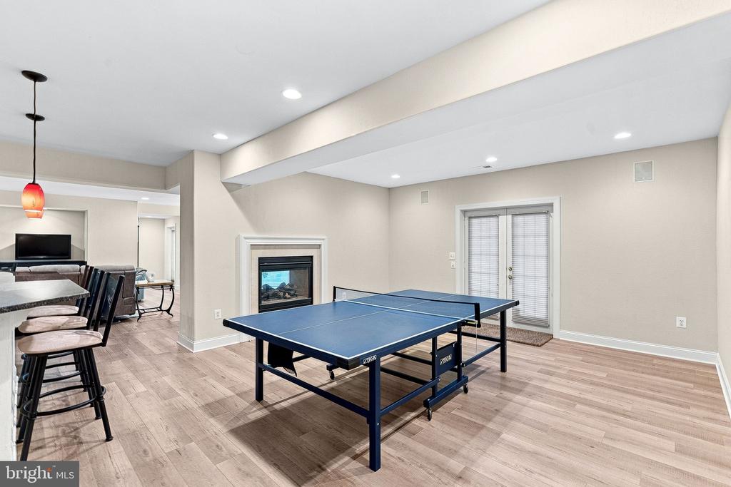 42618 TRAPPE ROCK COURT