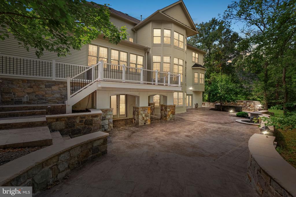 42618 TRAPPE ROCK COURT