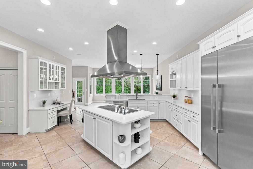42618 TRAPPE ROCK COURT