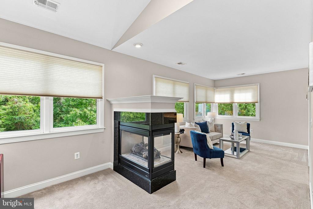 42618 TRAPPE ROCK COURT