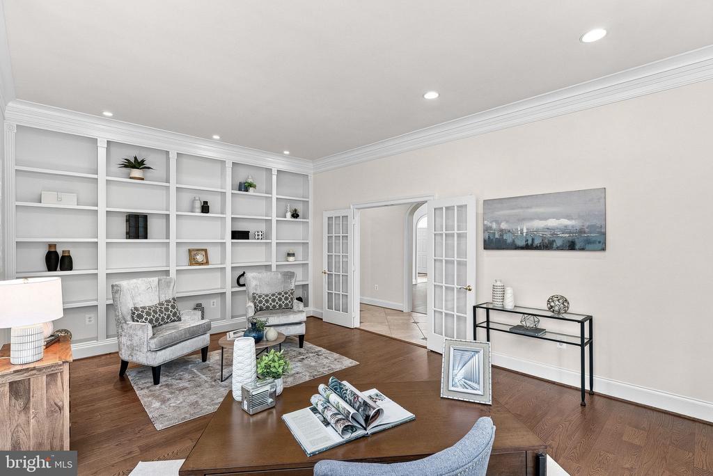 42618 TRAPPE ROCK COURT