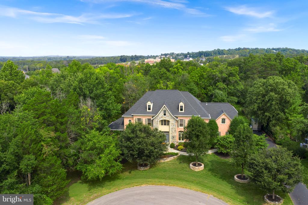 42618 TRAPPE ROCK COURT
