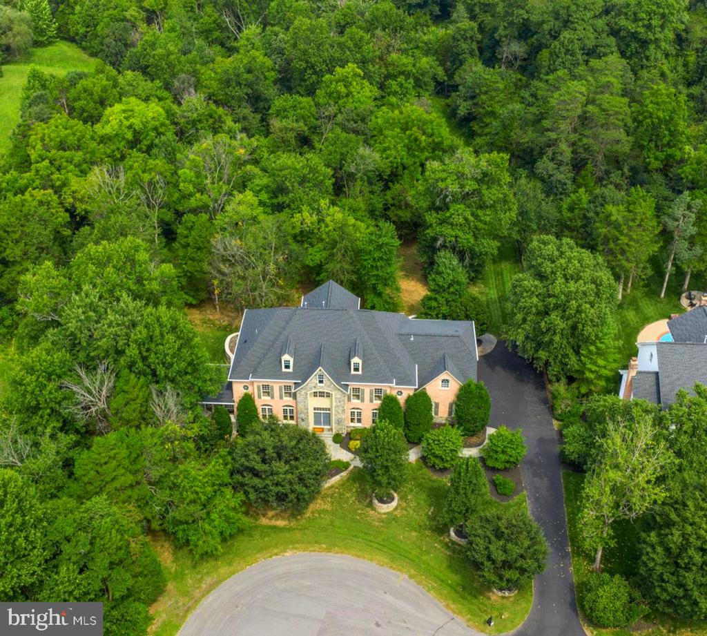 42618 TRAPPE ROCK COURT