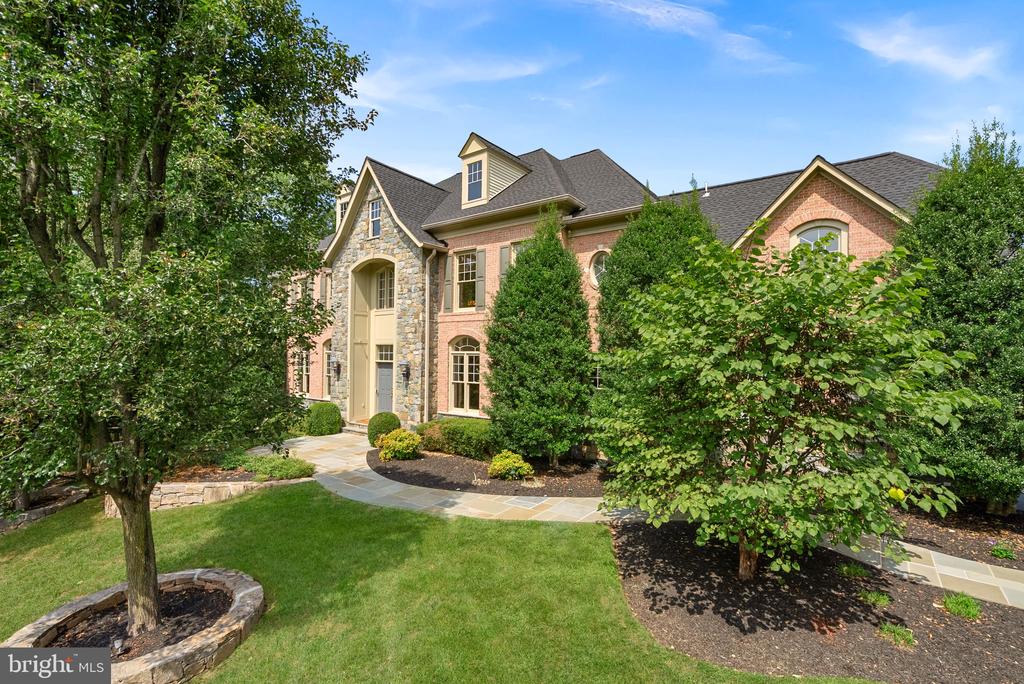 42618 TRAPPE ROCK COURT