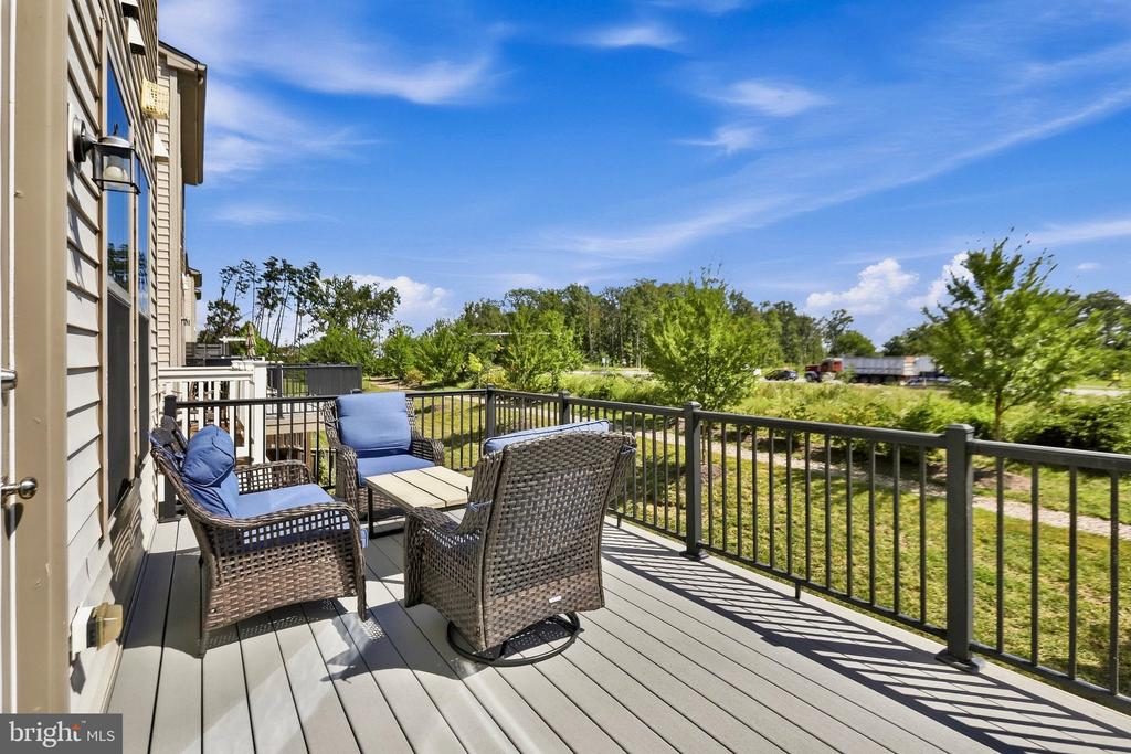 42422 DOGWOOD GLEN SQUARE