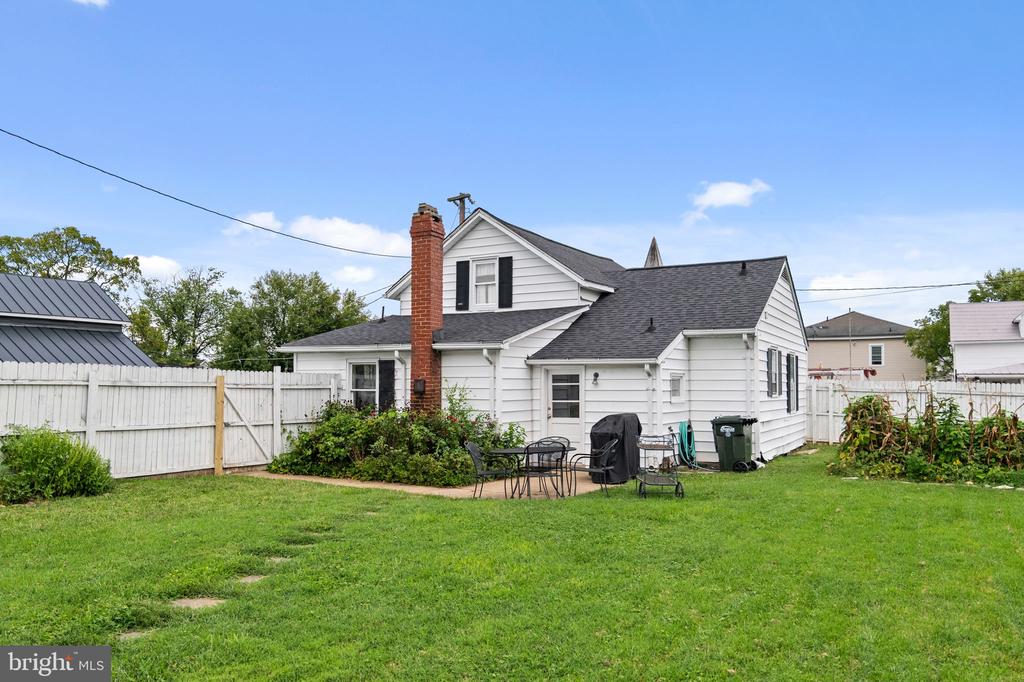 12 E PENNSYLVANIA AVENUE E