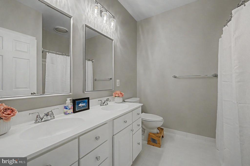 24139 LENAH WOODS PLACE