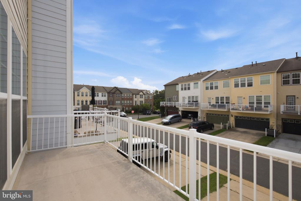 505 FLAMEFLOWER TERRACE SE