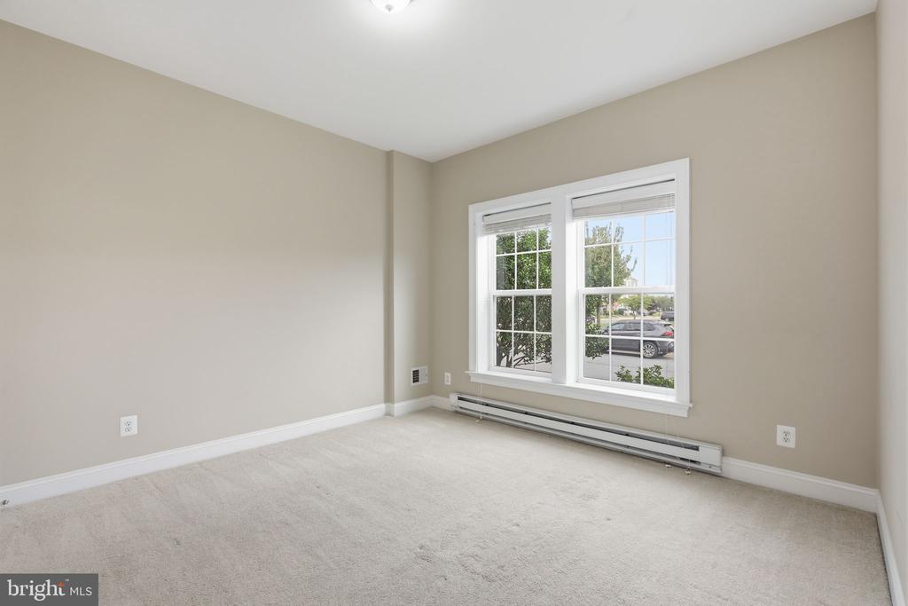 505 FLAMEFLOWER TERRACE SE