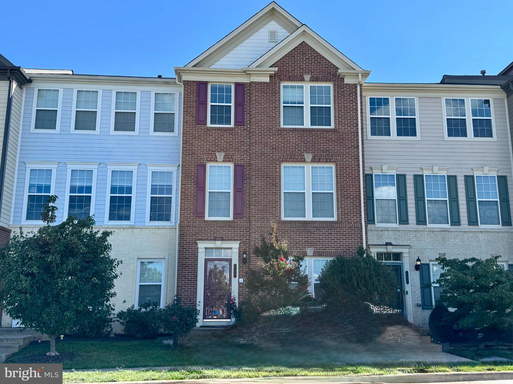 505 FLAMEFLOWER TERRACE SE
