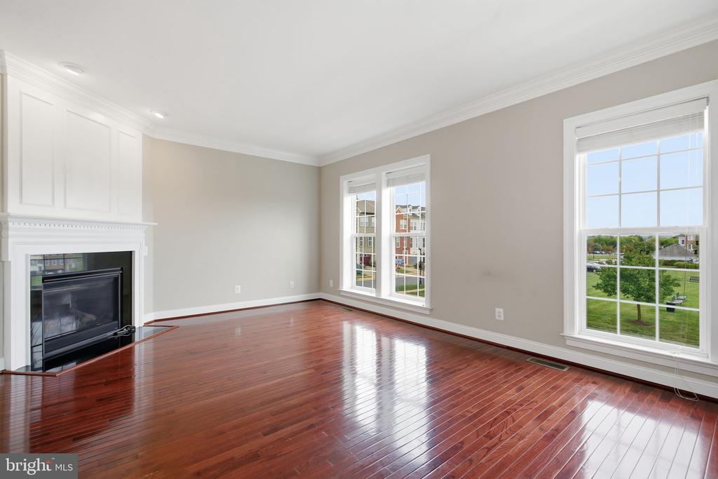 505 FLAMEFLOWER TERRACE SE