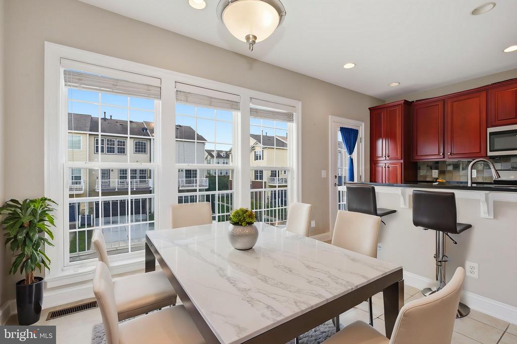 505 FLAMEFLOWER TERRACE SE