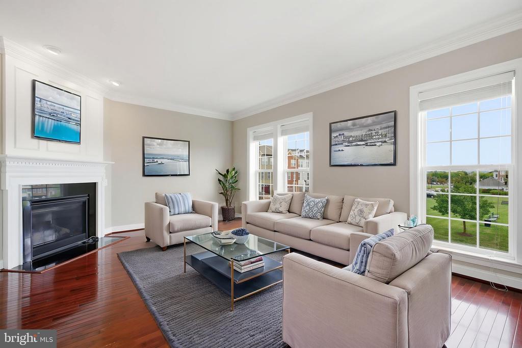 505 FLAMEFLOWER TERRACE SE
