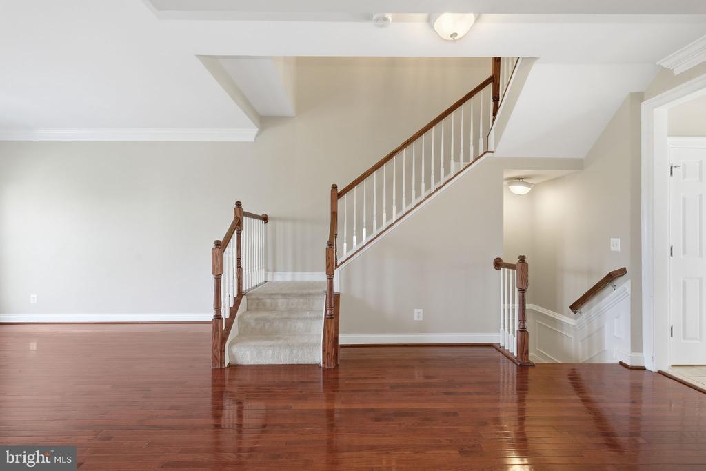 505 FLAMEFLOWER TERRACE SE