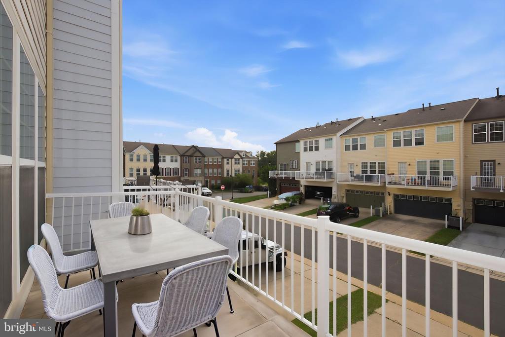 505 FLAMEFLOWER TERRACE SE
