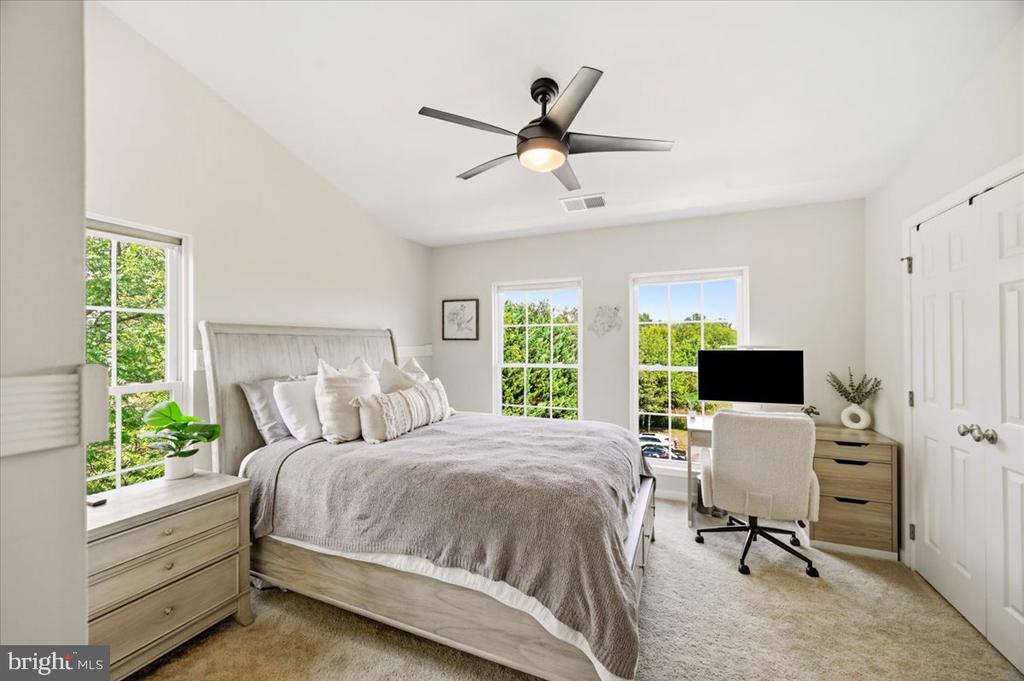 25091 GUNNERY SQUARE