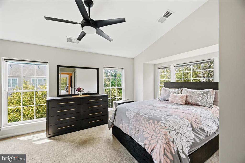 25091 GUNNERY SQUARE
