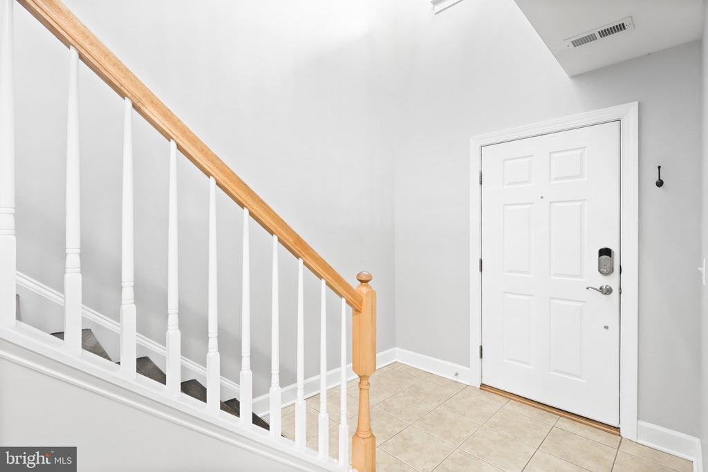 41060 DORATI SQUARE