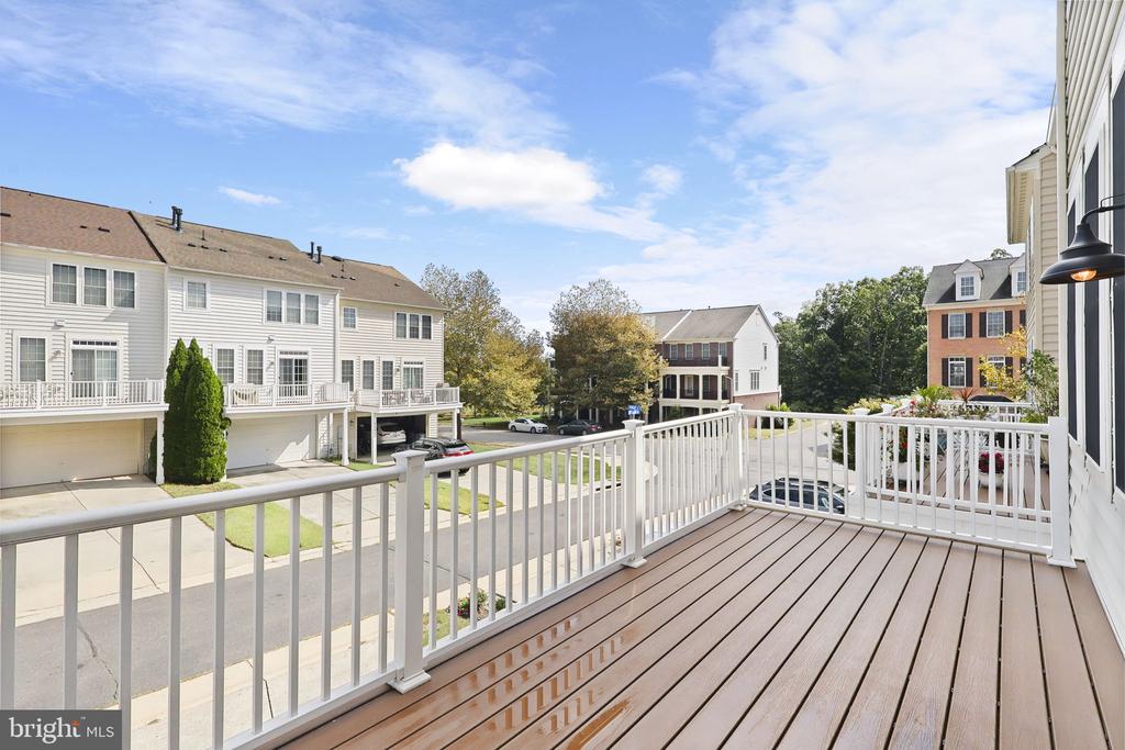 41060 DORATI SQUARE
