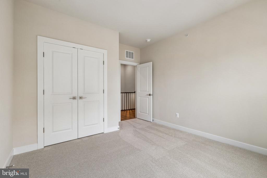 20167 NORTHPARK DRIVE