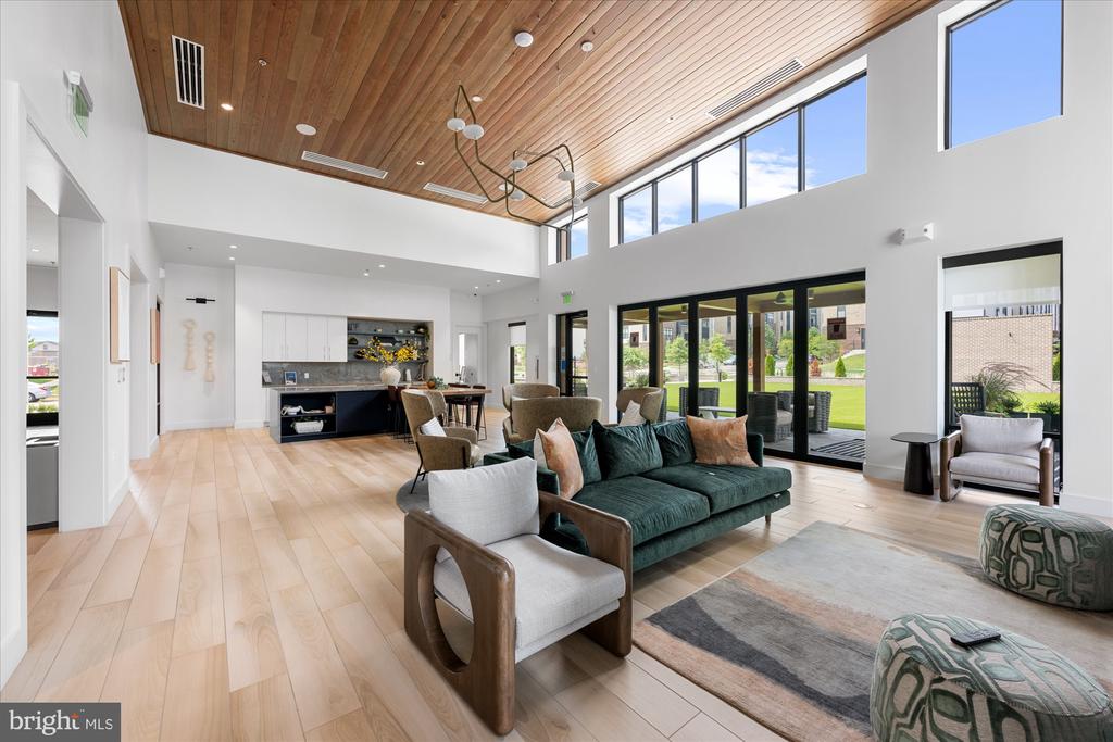 43556 CENTERGATE DRIVE