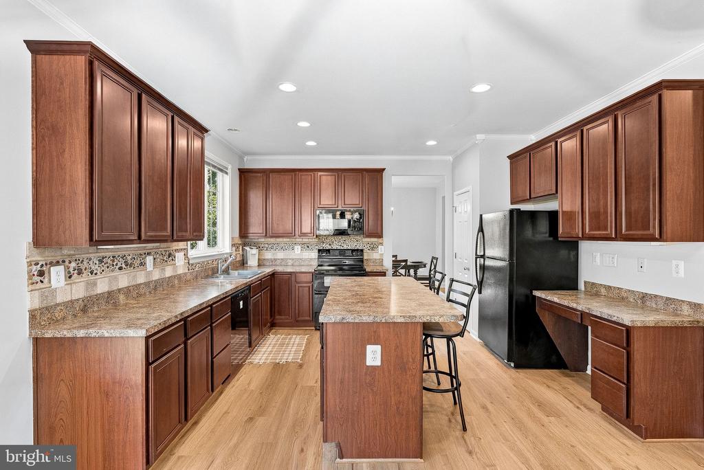17512 TEDLER CIRCLE