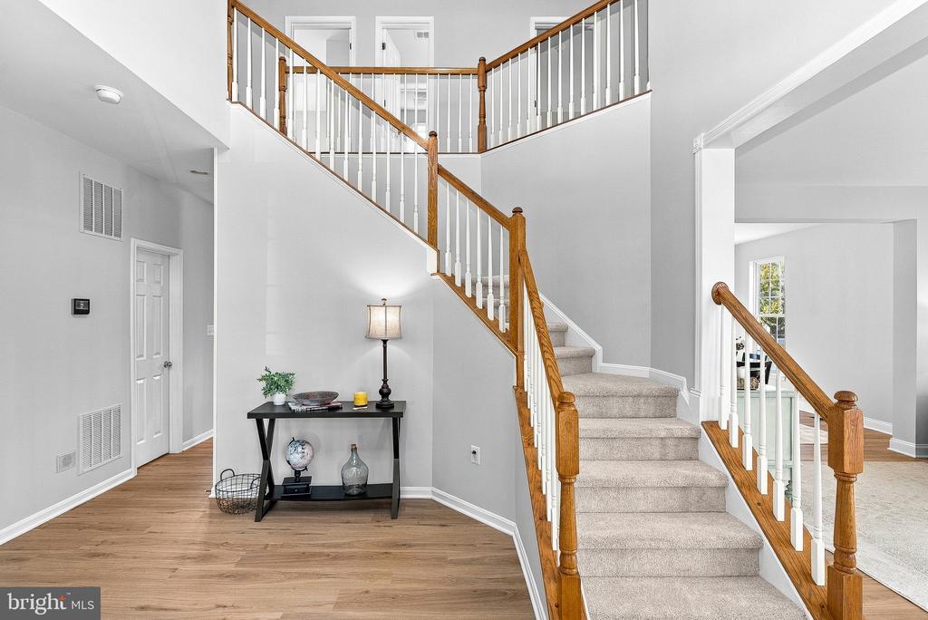 17512 TEDLER CIRCLE
