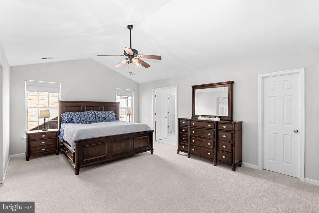 17512 TEDLER CIRCLE