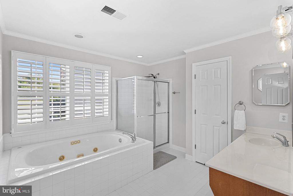 17512 TEDLER CIRCLE