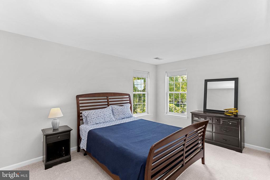 17512 TEDLER CIRCLE