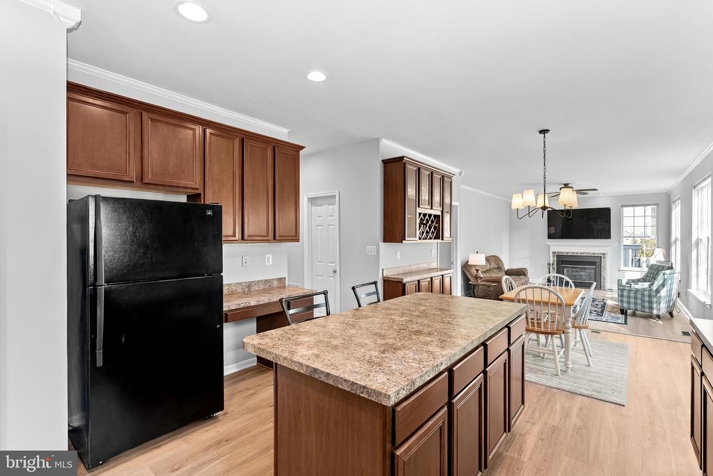 17512 TEDLER CIRCLE