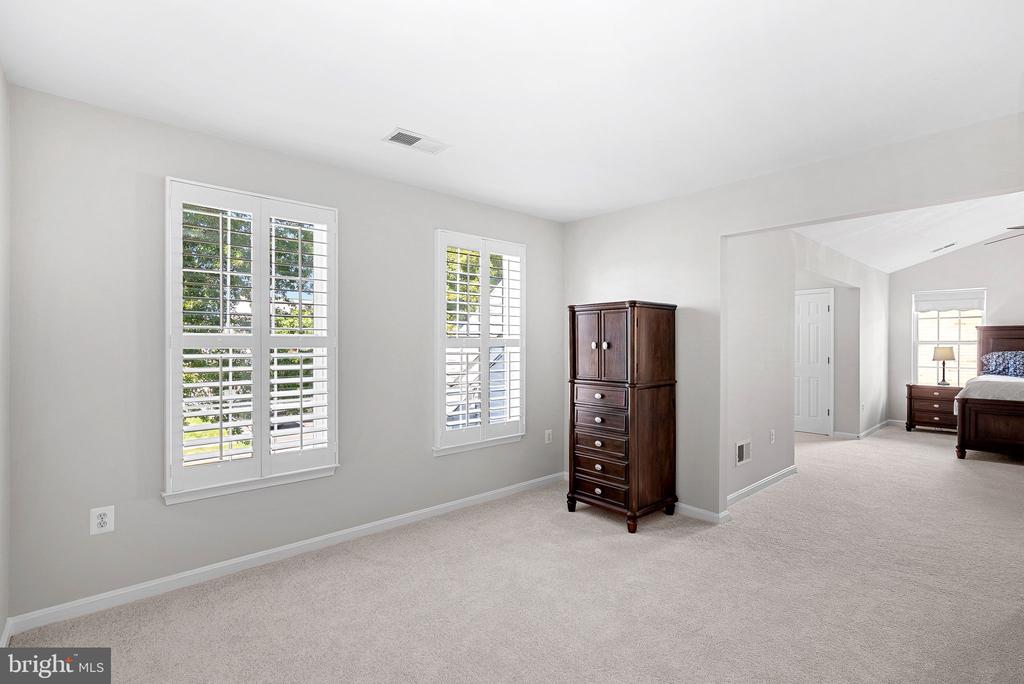 17512 TEDLER CIRCLE