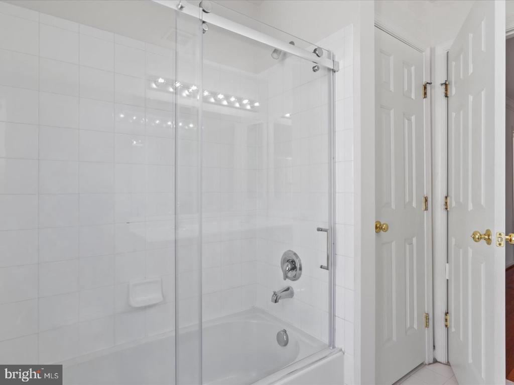 43417 SPRING CELLAR COURT