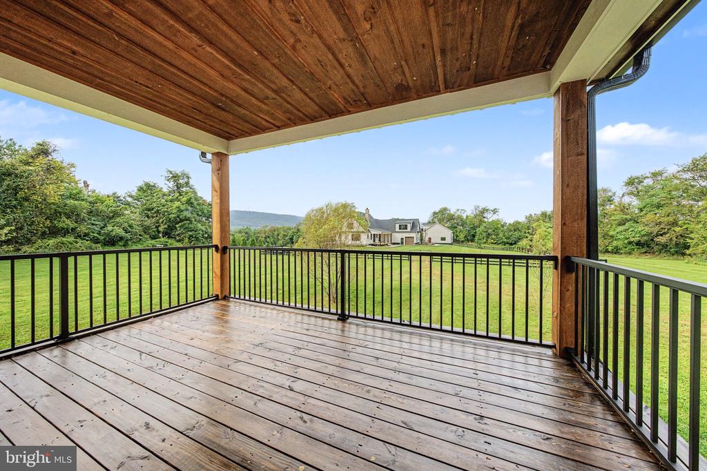 12016 MOUNTAIN ROAD