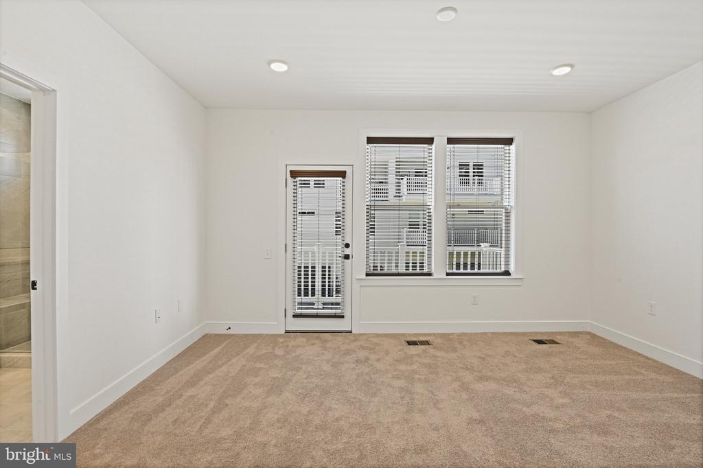 20064 CORAL WIND TERRACE
