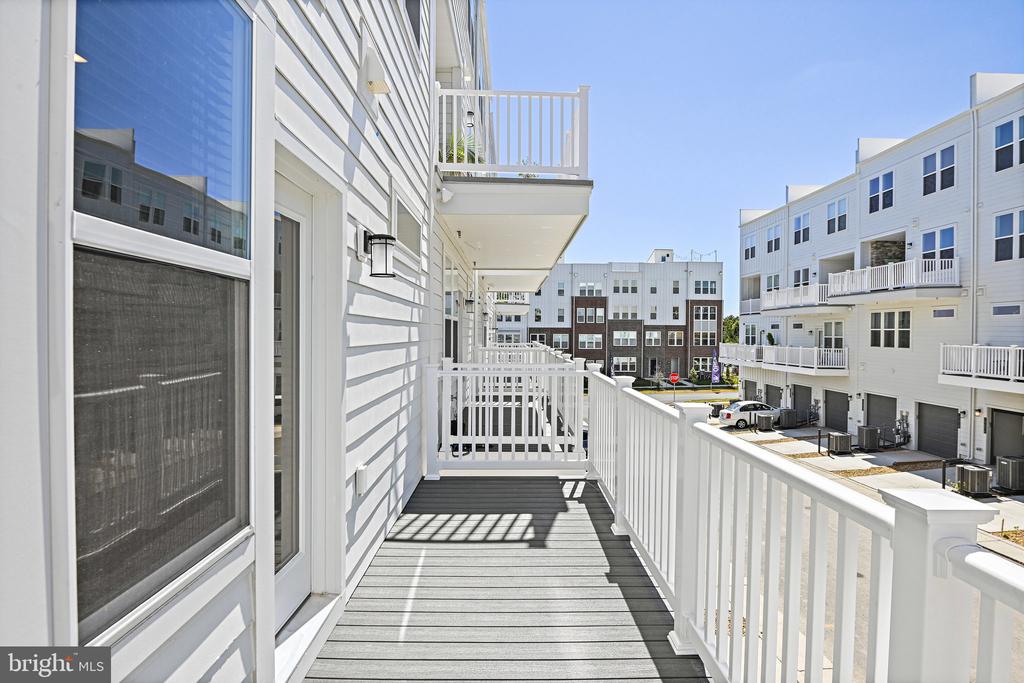 20064 CORAL WIND TERRACE