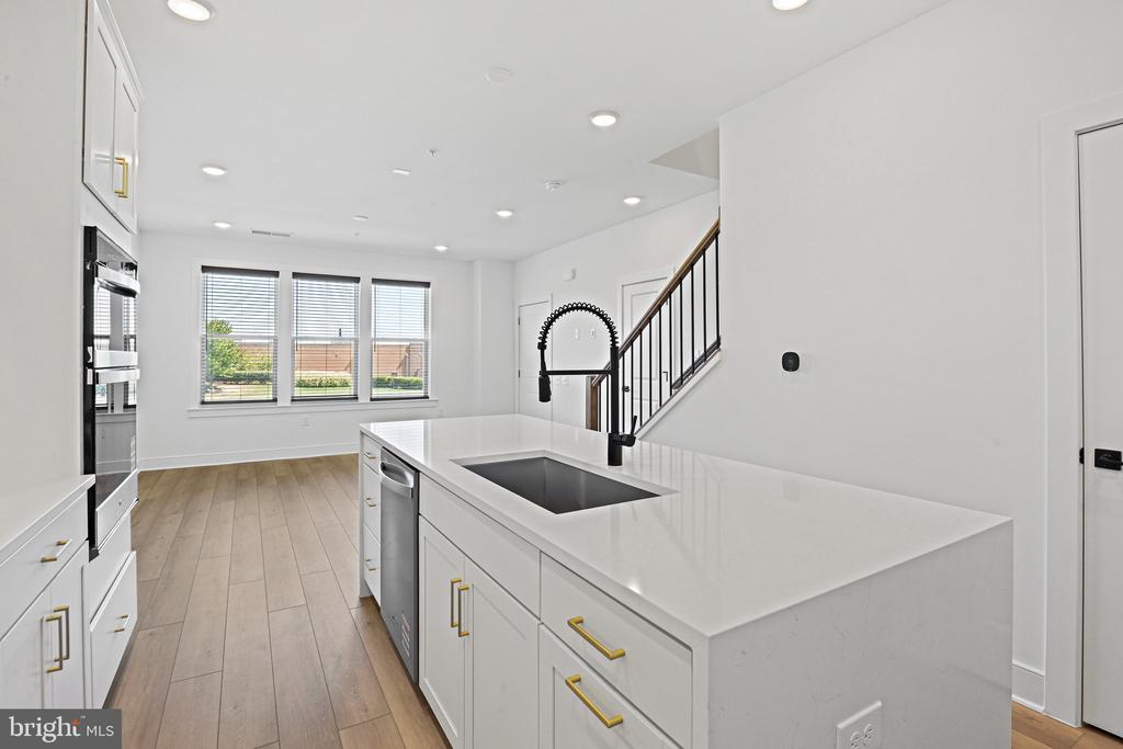 20064 CORAL WIND TERRACE