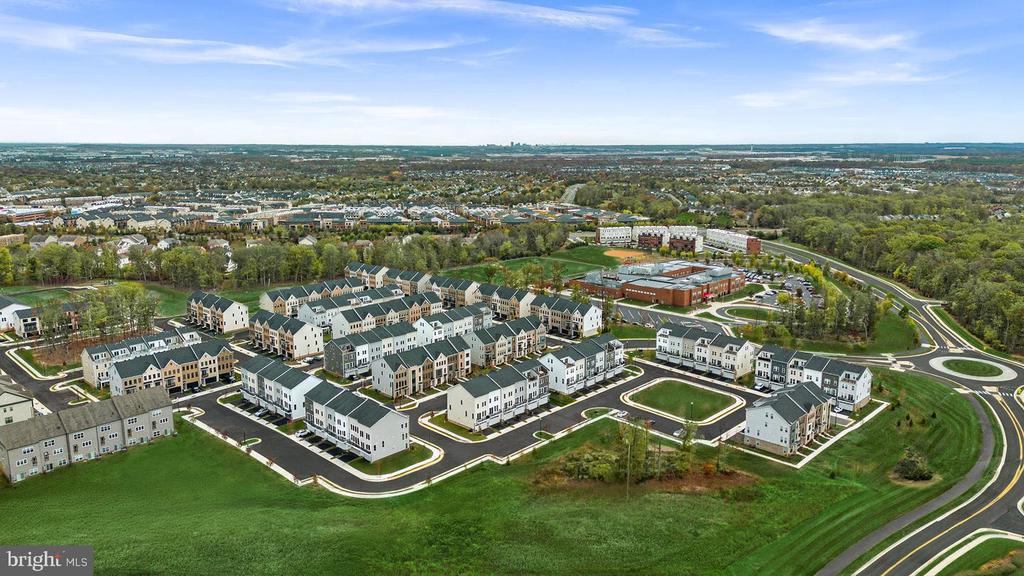 42211 SHINING STAR SQUARE Unit: HOMESITE 4546