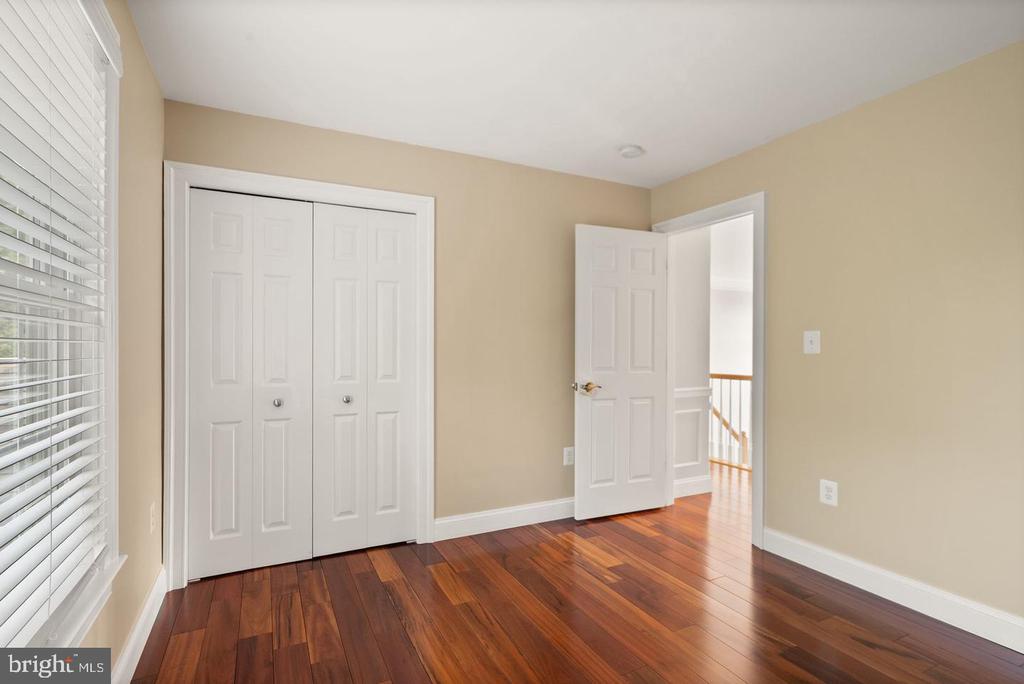 11489 POTOMAC HEIGHTS LANE