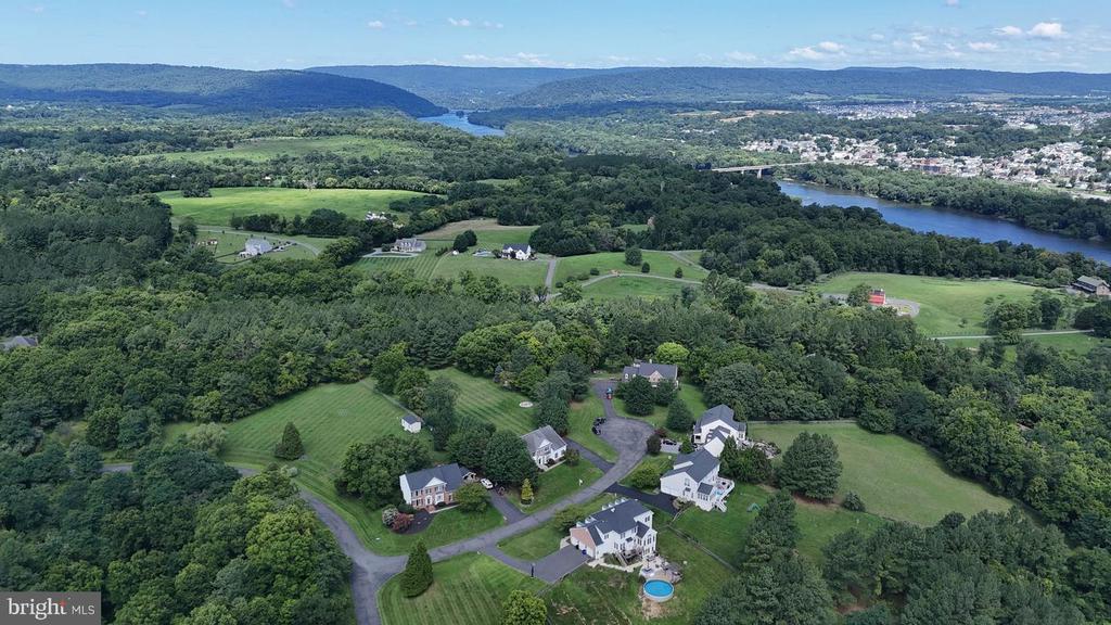 11489 POTOMAC HEIGHTS LANE