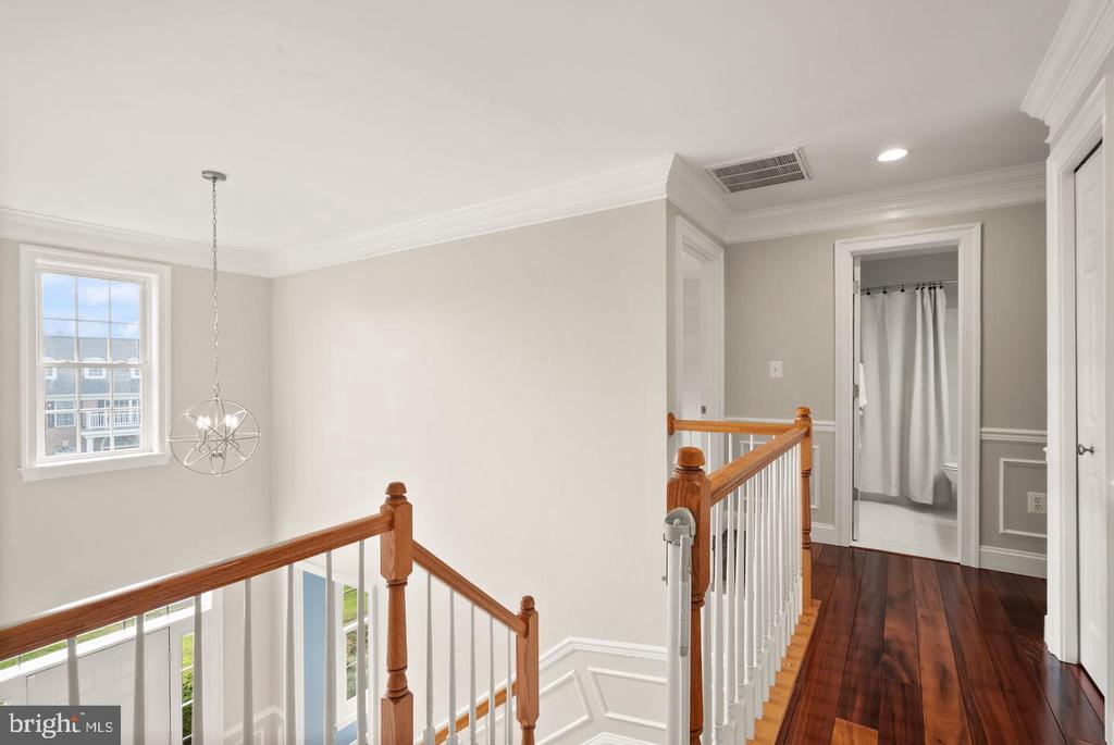 11489 POTOMAC HEIGHTS LANE