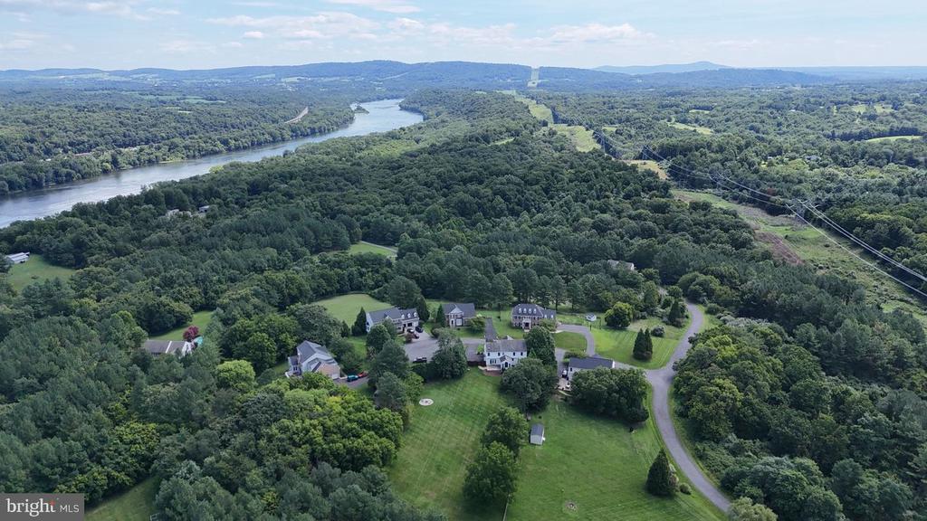11489 POTOMAC HEIGHTS LANE