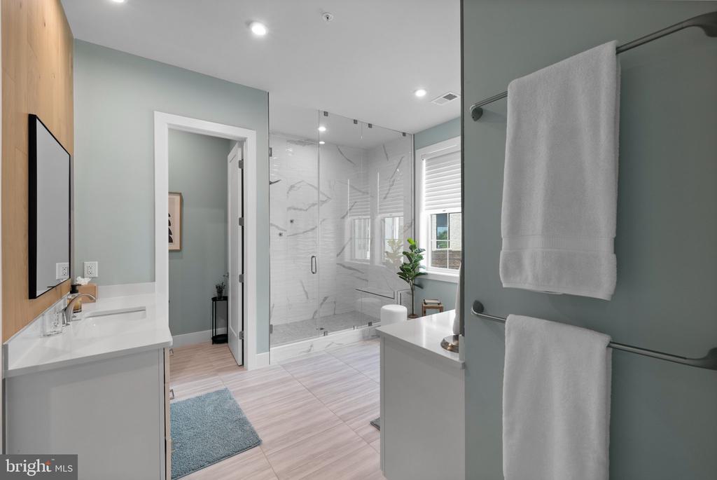 43442 CROSON LANE Unit: 100