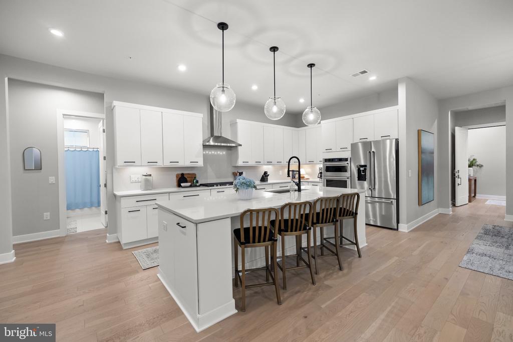 43442 CROSON LANE Unit: 100