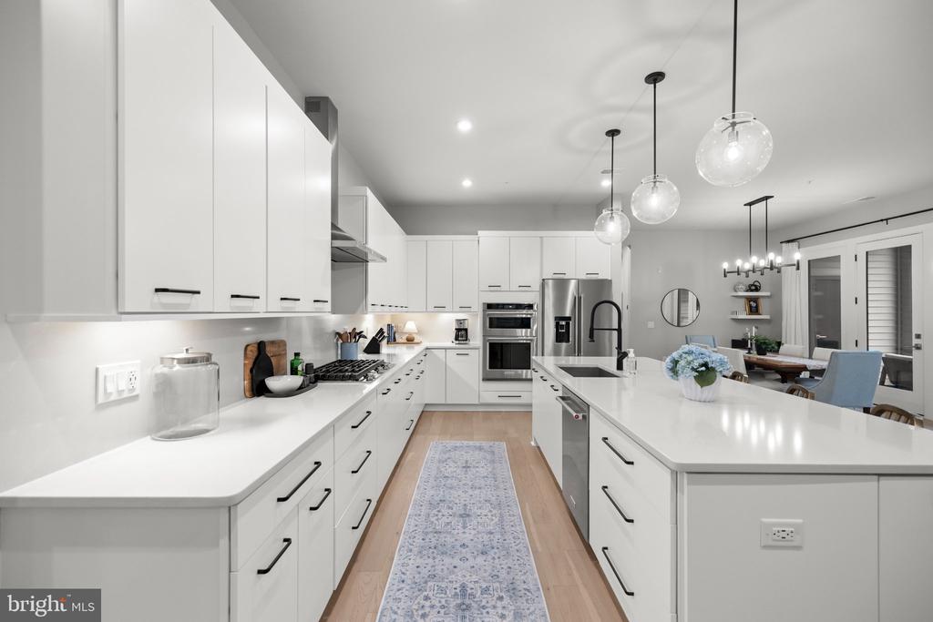 43442 CROSON LANE Unit: 100