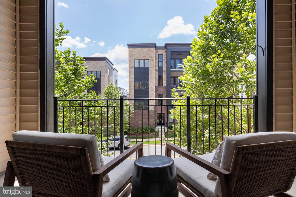 43442 CROSON LANE Unit: 100